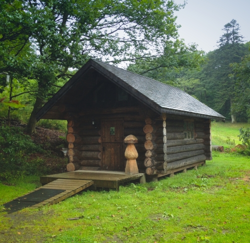 Grizedale log cabin